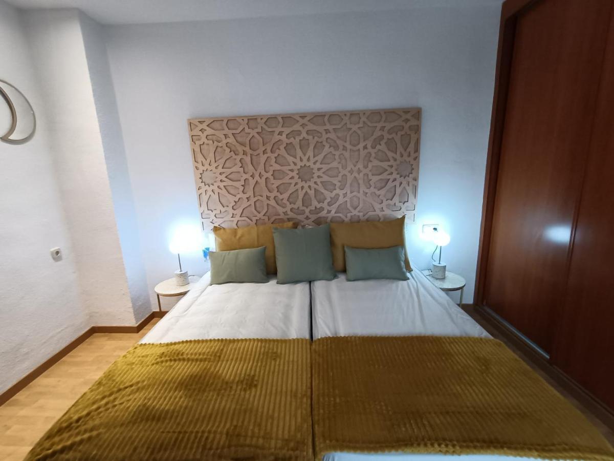 Apartamentos Alma Granada Pokoj fotografie